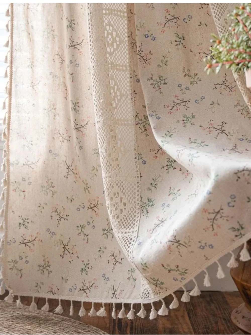 Seasonwood Floral Farmhouse Curtain, Beige, 59x84 One Panel Tassel Blackout